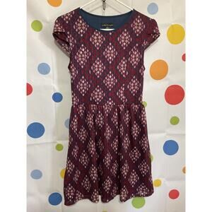 City Triangles Size Medium Dress